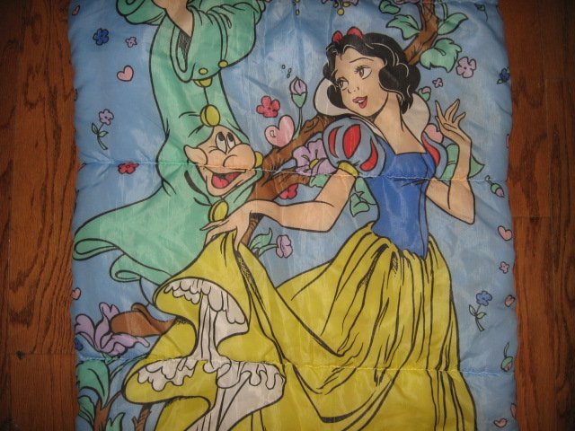 Image 1 of Disney Snow White Seven Dwarfs Princess comforter or sleeping bag 60X55 inches/