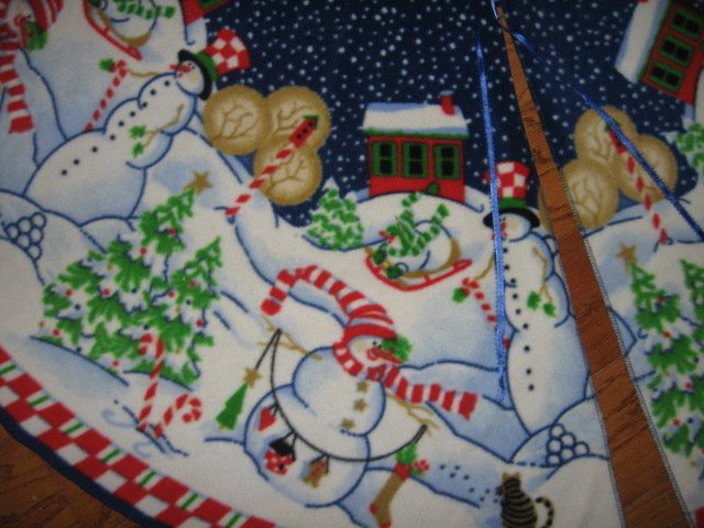 Image 2 of Peppermint Hill Fleece Christmas tree skirt finished surged edge satin tie 