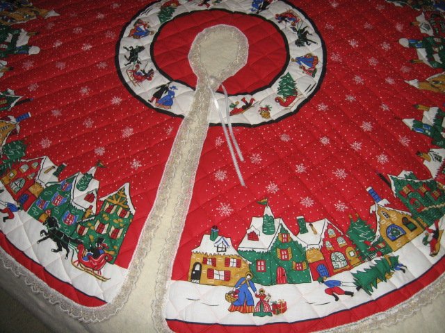 Image 1 of Christmas tree skirt village houses snowflakes Finished lace edge