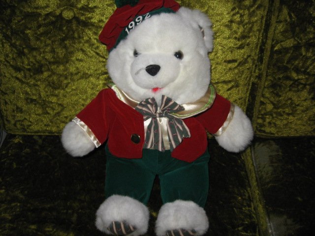 Image 0 of Collectible Xmas Irish Teddy Bear plush jacket tam-o-shanter  new 1992 17