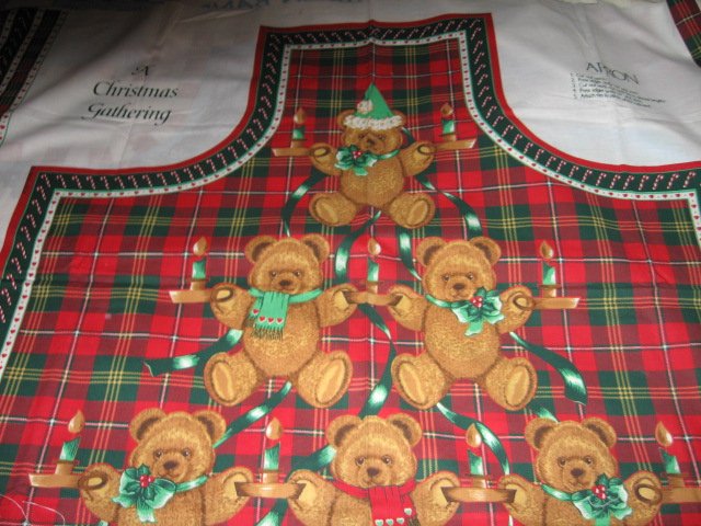 Image 0 of Teddy Bear  Christmas red and green plaid apron to sew cotton