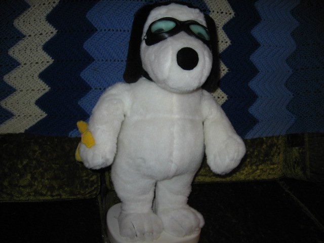 Image 1 of Snoopy and Woodstock aviator motion plush doll set