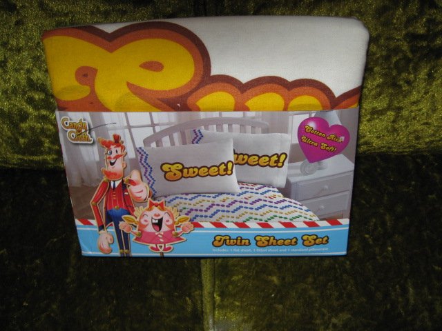 Candy Crush three piece twin sheet set NIB