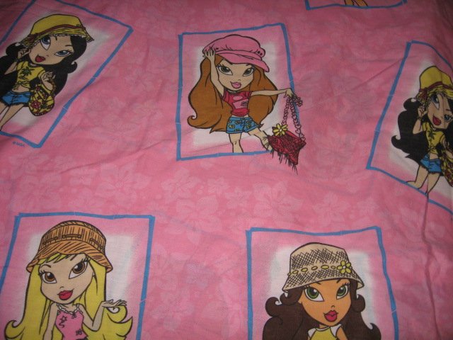 Image 0 of Lil Bratz Girls  Queen top sheet only 60 by 80