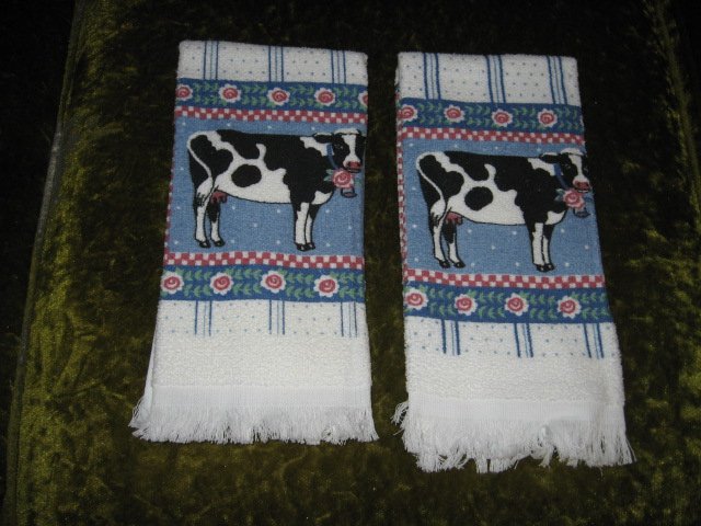 Image 0 of Kitchen towel cow cow bell Christmas set of two