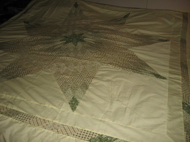 Image 2 of Exquisitely hand made Amish motif star and border yellow quilt top 6.5 by 8 feet