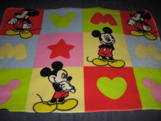 Image 0 of Disney Mickey Mouse Fleece child blanket 23 by 33 inch