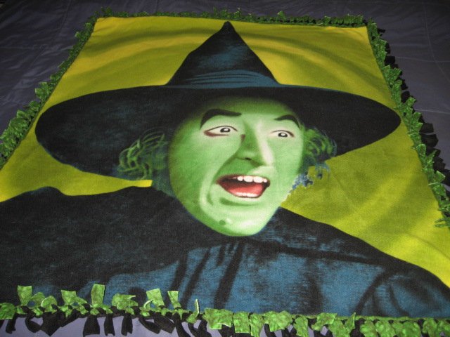 Image 0 of Wizard of Oz Wicked Witch hand tied double fleece blanket rare 