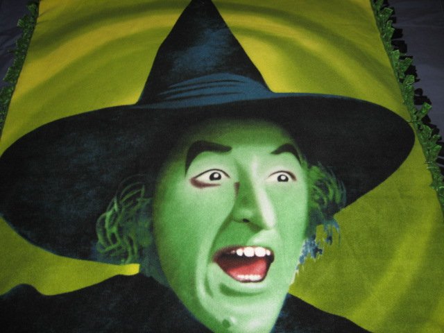 Image 2 of Wizard of Oz Wicked Witch hand tied double fleece blanket rare 