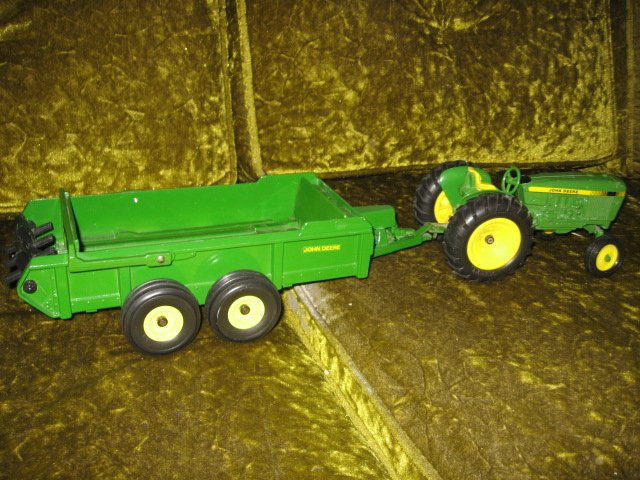 John Deere tractor and spreader metal farm crop seed