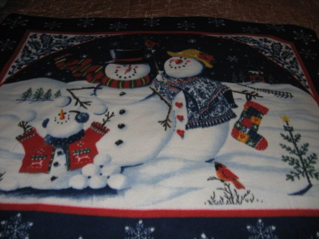 Image 3 of Snowman Family Fleece bedsize Blanket Christmas gift