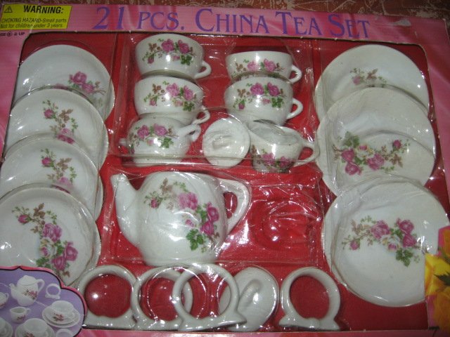 Image 1 of china tea play set 21 piece age 8 and up