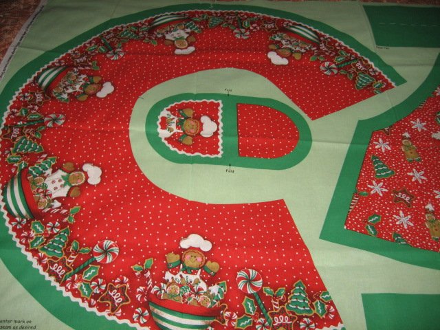 Image 2 of Gingerbread bake shop christmas apron flounce to sew