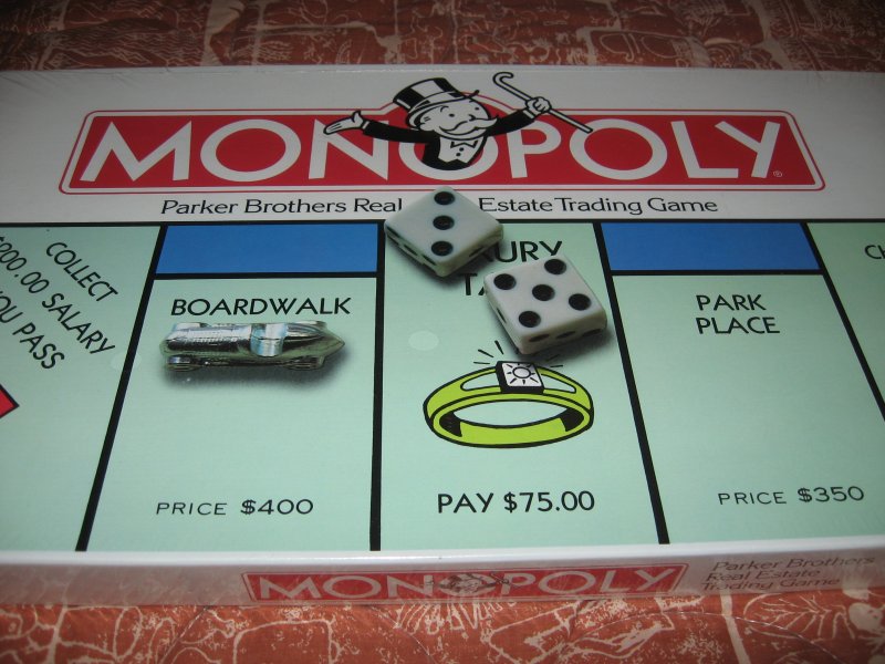 Monopoly Parker Bros Board Game new in box sealed