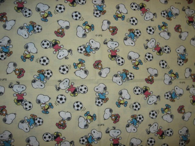 Peanuts Snoopy Soccer  Fabric Fat Quarter 1/4 yard 