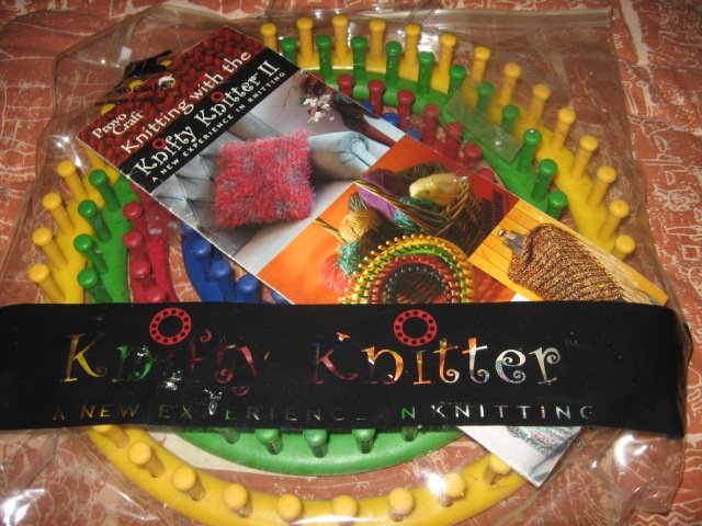 Image 0 of Knifty Knitter Brand New Provo Craft Loom Set Four Looms with Tool