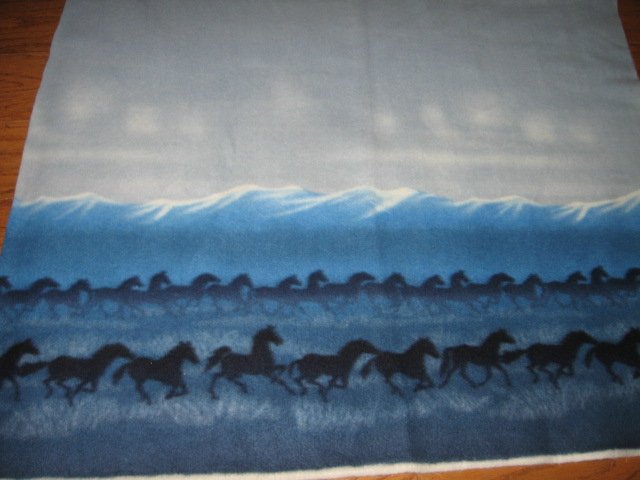 Horses Mountains  Fleece blanket 