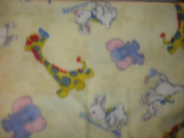 Image 0 of Suzy's Zoo Child Fleece Blanket Giraffe and Friend  RARE!