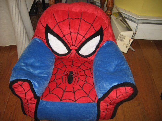 Image 0 of Spiderman Marvel 2021 pouting kids chair great condition