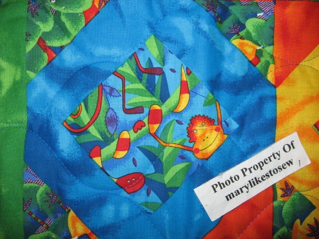 Image 3 of Jungle animals Bird Frog Monkey Tropical Child bed fabric quilt 