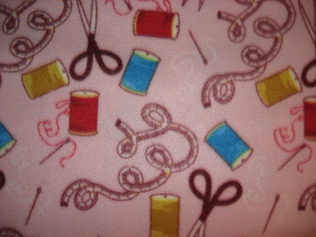 Image 1 of Sewing Notions Pins Needles Fleece blanket 