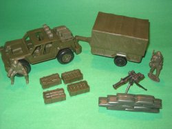 Thumbnail of New Ray Humvee Army Supply Battle Set
