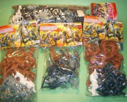 Thumbnail of American Civil War ''Holiday Package'' Plastic Soldiers Set