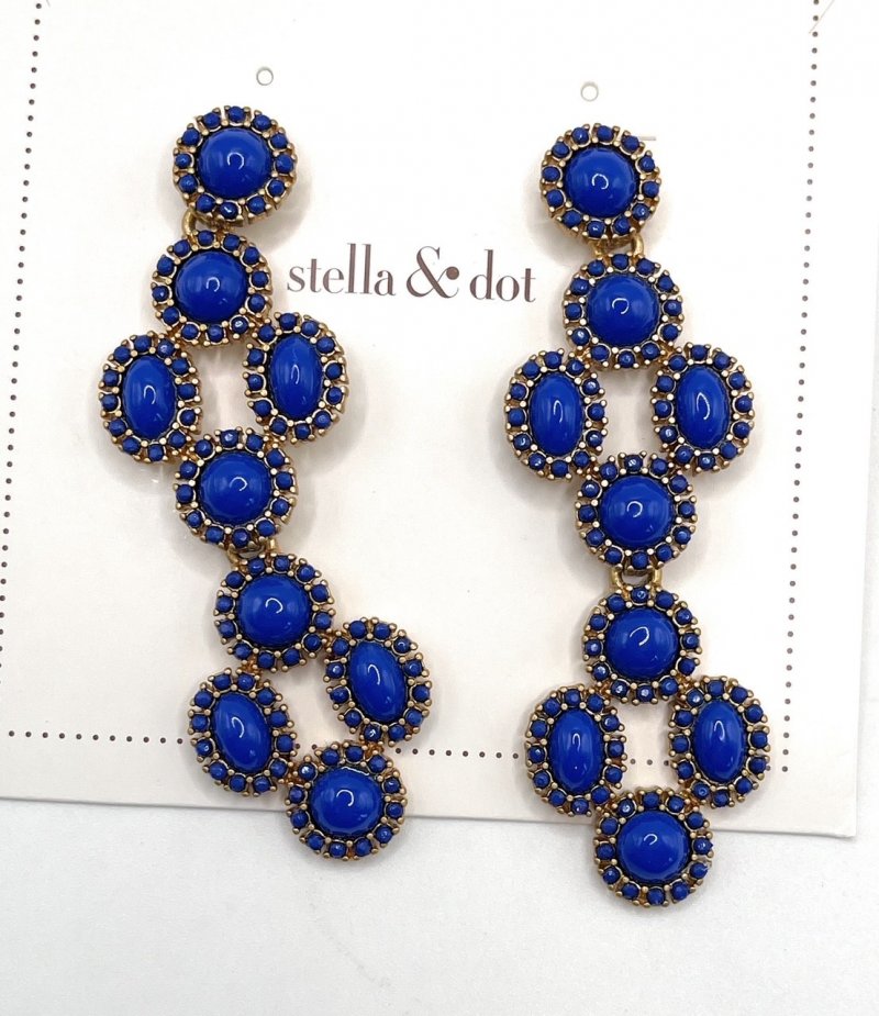 Blue dot jewelry deals