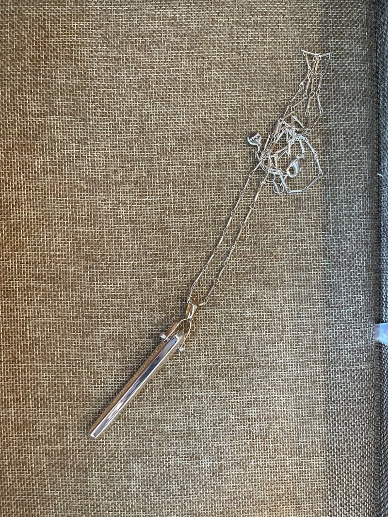 Stella and dot rebel pendant sales