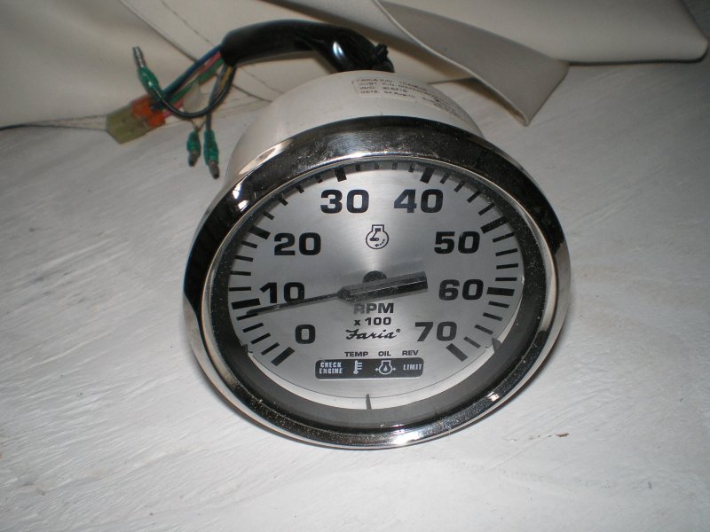 SuzukiFaria Silver Faced TC4054A TACHOMETER Gauge