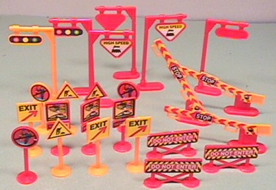 City Highway Plastic Accessories Set