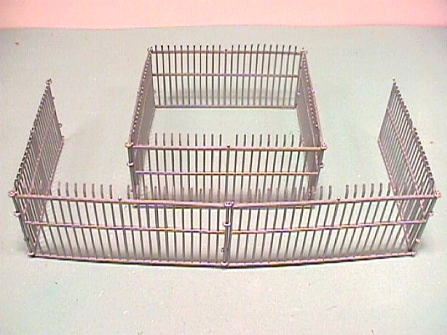 Set Of 8 Sections Silver Plastic Wrought Iron Linkable Fence