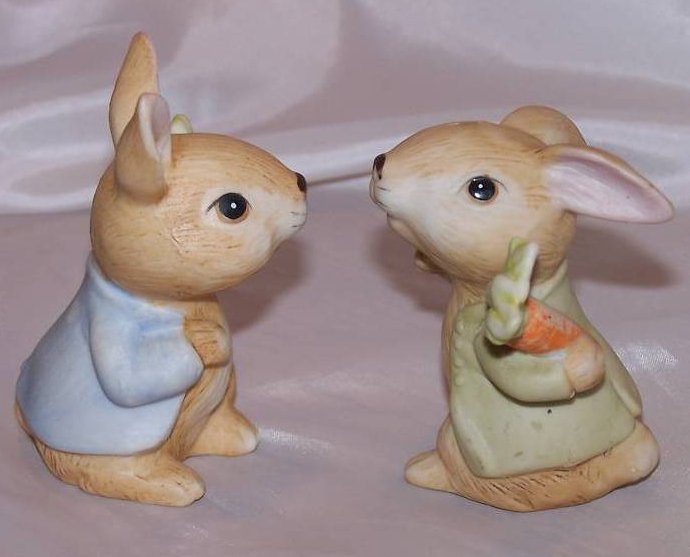 Image 2 of Bunny Rabbit w Carrots Figurines