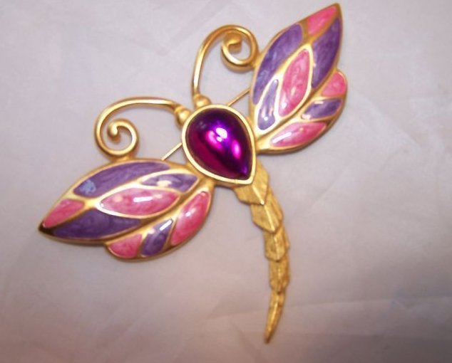 Image 0 of Dragonfly Pin, Brooch w Large Purple Center 