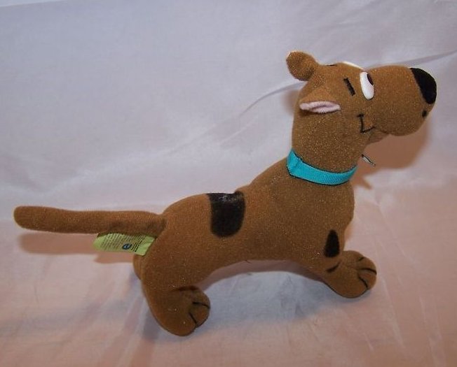 Image 3 of Scooby Doo and The Vanishing Volcano Book and Stuffed Plush