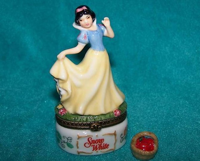 PHB Snow White Trinket Box with Basket of Apples 