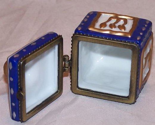 Image 4 of Dreidel Trinket Box w Coin, Chanukkah Hanukkah 