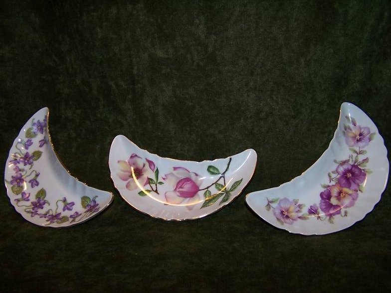 Image 1 of Mitteteich Bavaria Porcelain 3 Floral Dish Collection