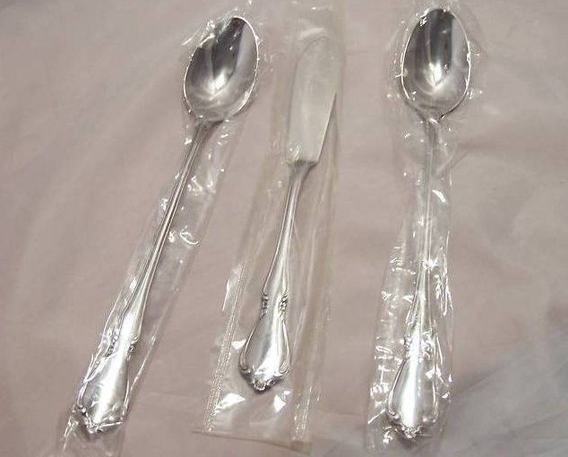 New Two Long Handled Teaspoons, One Spreader, Oneidacraft