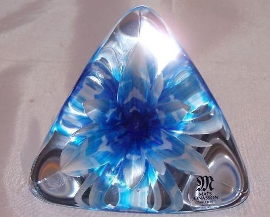 Image 1 of Mats Jonasson Maleras Crystal Paperweight Sweden, Signed