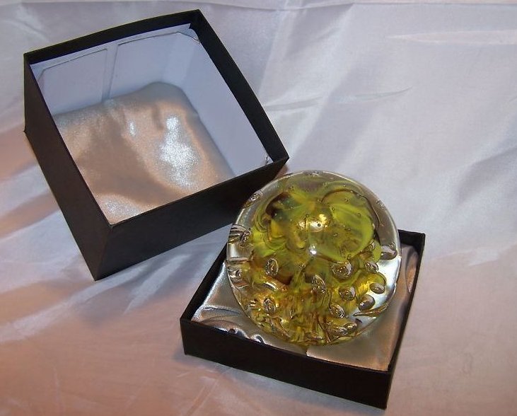 Image 1 of Glass Globe Paperweight Dynasty Gallery Yellow Brown