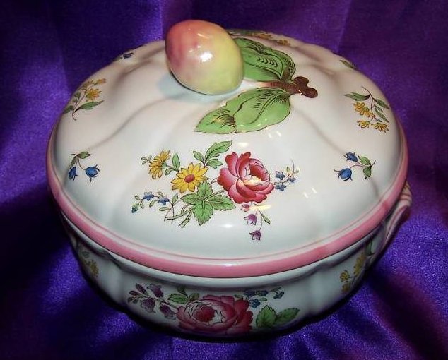 Image 1 of Spode Floral Vegetable Bowl w Lid, Marlborough Sprays