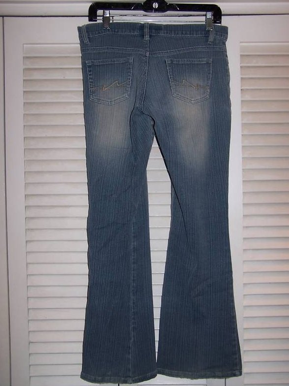 Image 1 of SZ 5 Juniors Younique Stretch Jeans, Pocket Embroidery