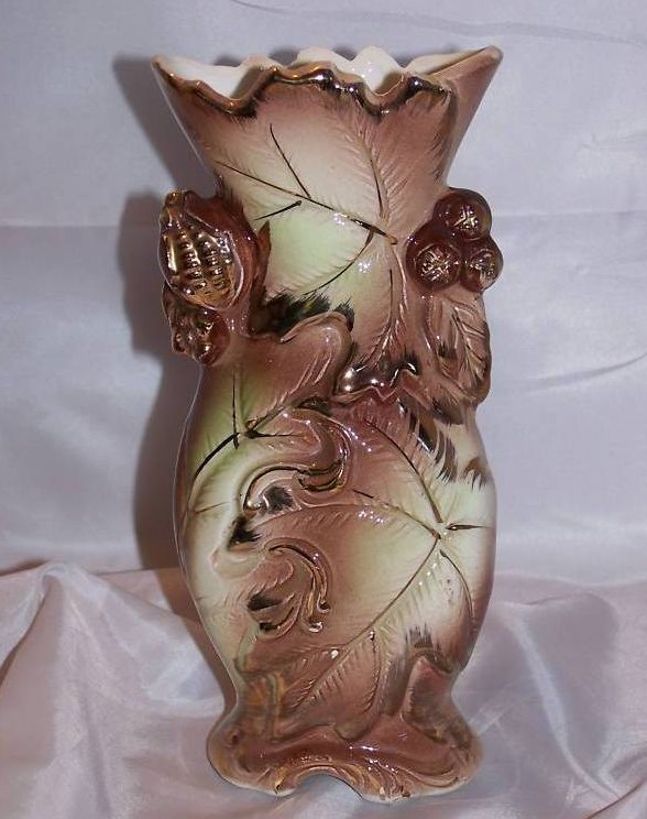 Golden Acorn Accessories Vase, Japan Japanese
