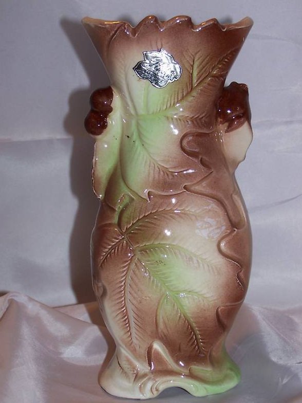 Image 4 of Golden Acorn Accessories Vase, Japan Japanese