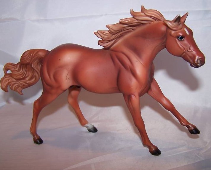 Breyer Reeves Brown w White Blaze Horse Figurine