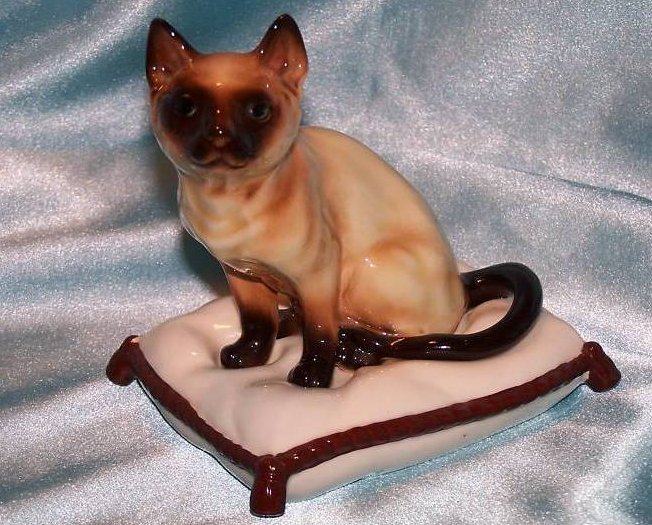 Siamese Cat and Pillow Ceramic Figurine