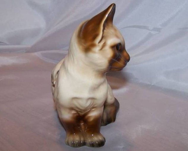 Image 1 of Siamese Mother Cat and Kitten Kitty Figurine