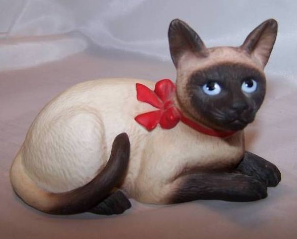 Image 0 of Siamese Cat Kitten Kitty w Red Bow Figurine, Schmid