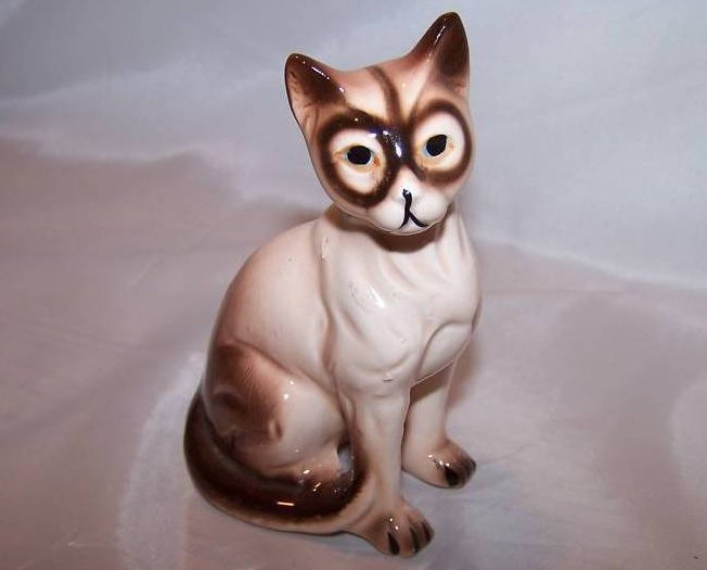 Image 0 of Siamese Cat Kitten Kitty, Ring Eyed, Figurine